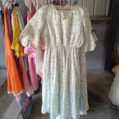 Second Hand Used Ladies Clothes/Dresses Stock Wholesale Used Clothing in Bales